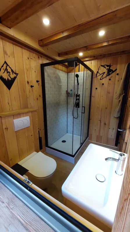 Salle de bain rez-de-chaussée 