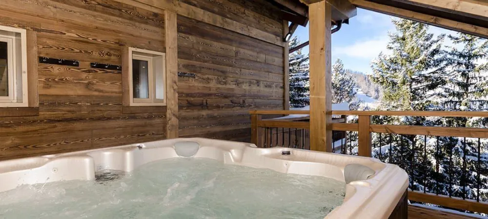 JACCUZZI