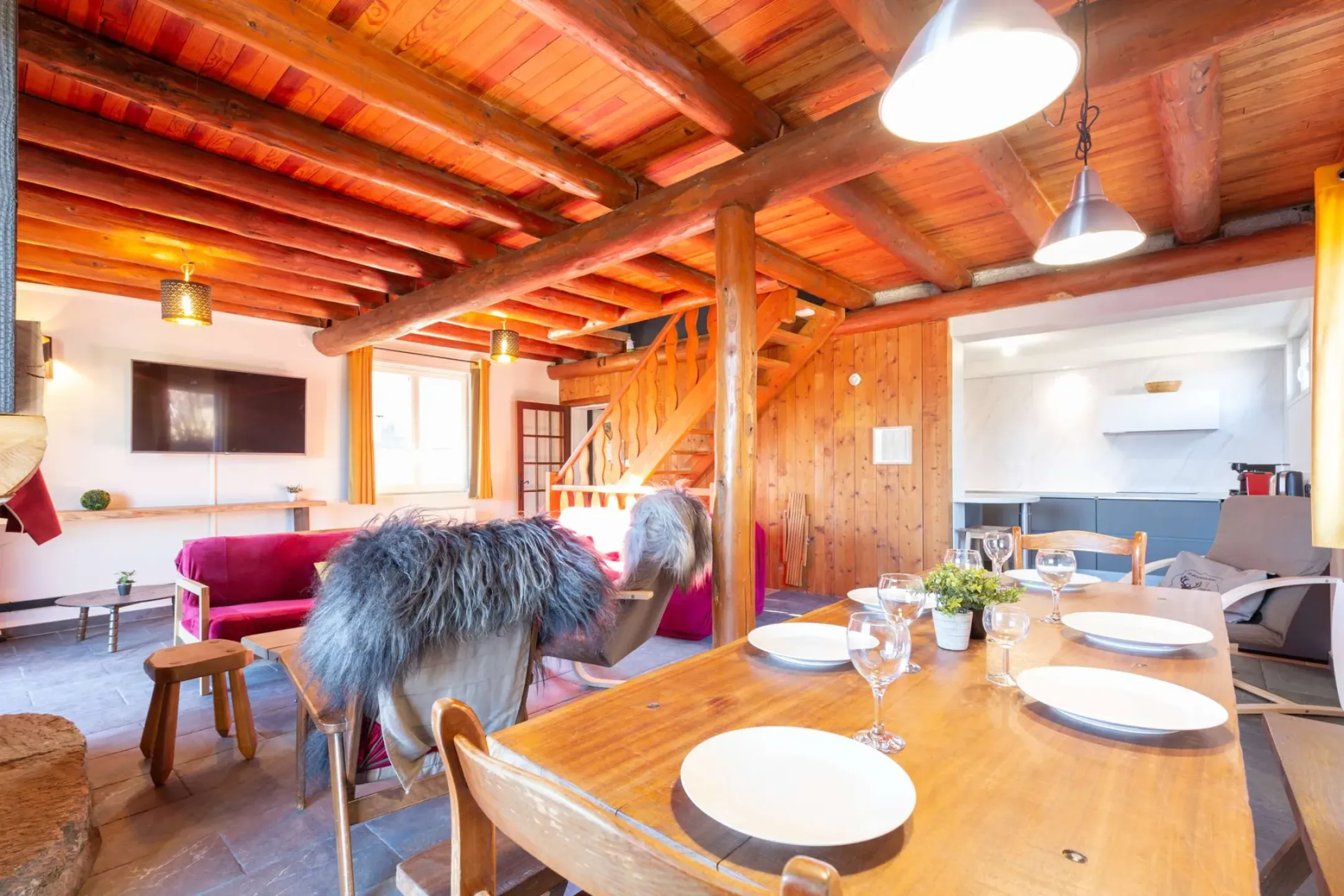 Chalet typique et rénové au village de soulan