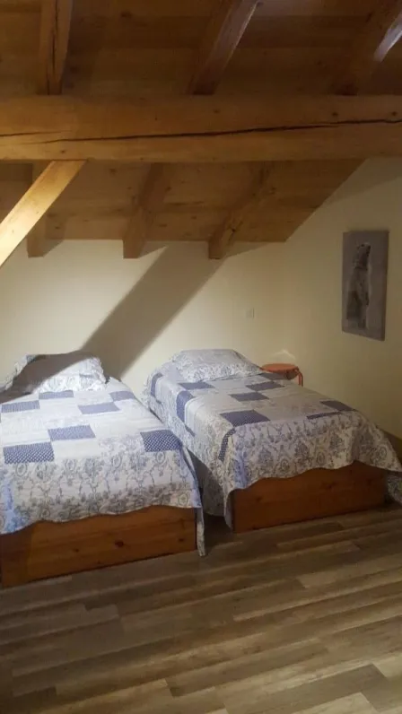 Room With  4 single bed