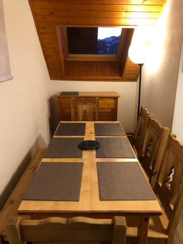 Aux pieds des pistes - 2 pièces cabine 6 personnes - parking  couvert - ref dbl53
