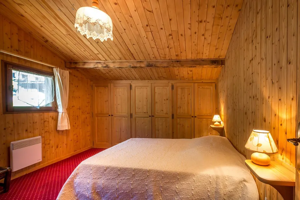 Double bed room