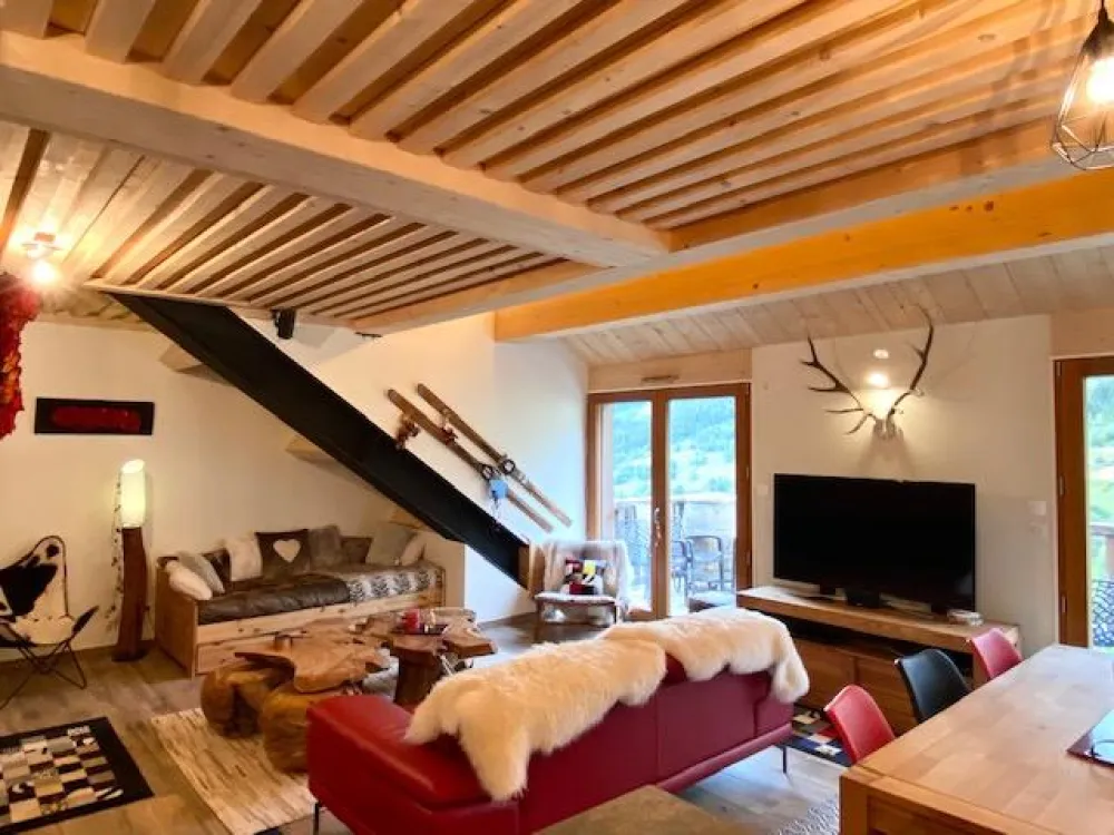 Appartement 8/10 personnes le grenier,  saint françois longchamp skis aux pieds