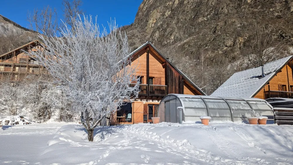 Arthur, proche les deux alpes avec piscine couverte