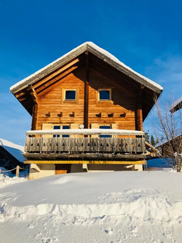 Chalet l'igloup 4*- piscine - 4/6 pers