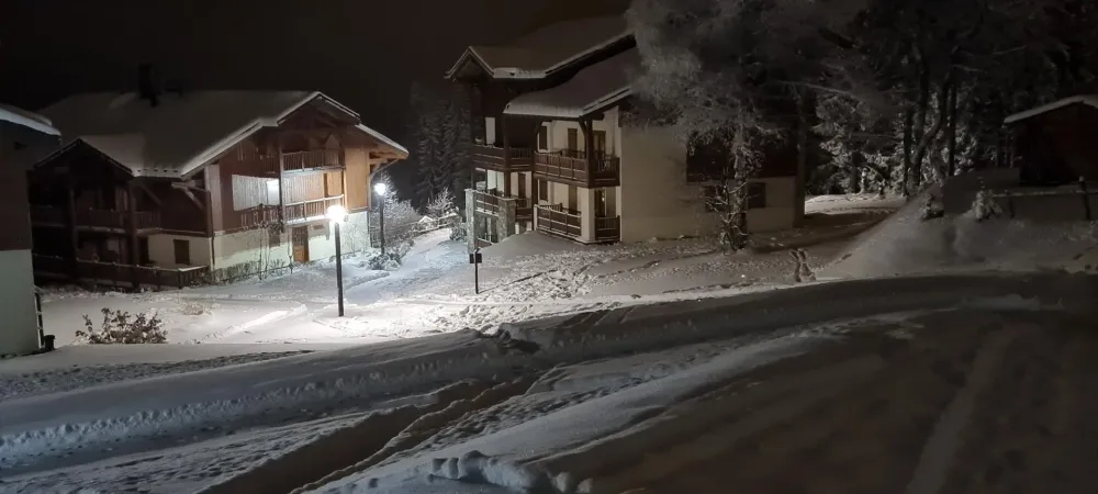 La résidence Chalet des Oursons de nuit