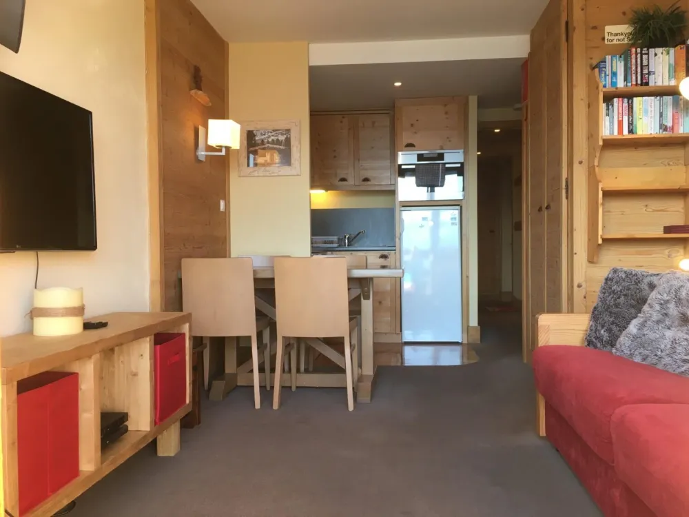 Appartement skis aux pieds vue mont-blanc-les coches-4 pers