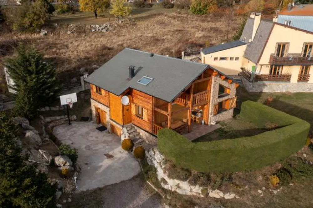 Vue d'ensemble du chalet Lymic.