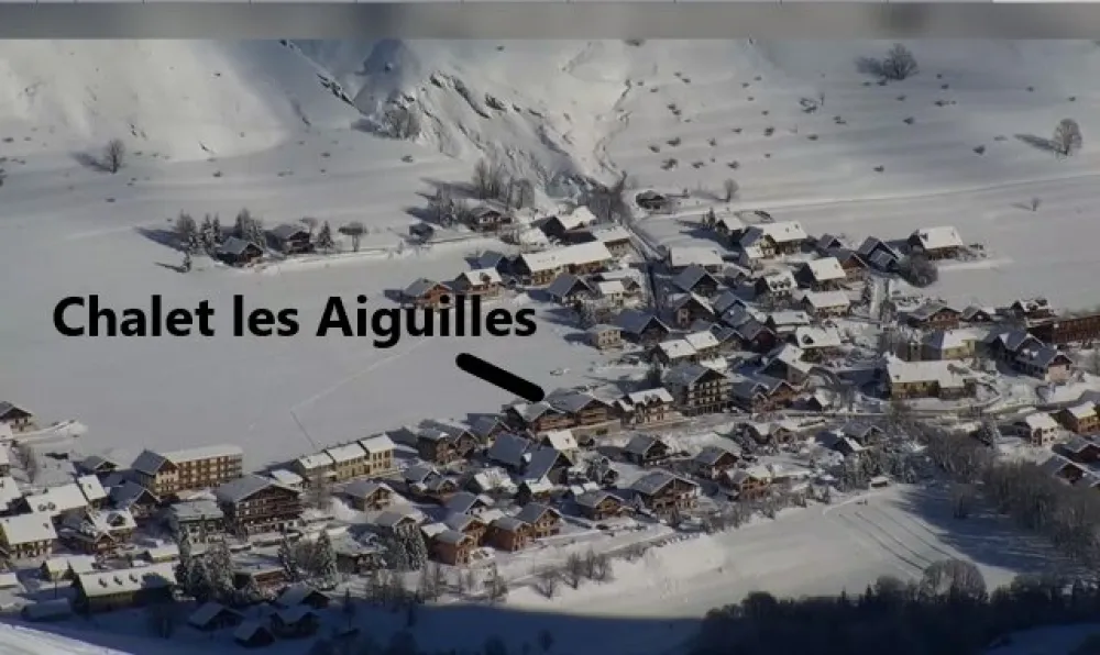Vue de la station enneigée