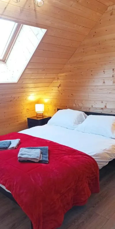 Chalet pom'pin 4 personnes avec jacuzzi, sauna et hammam