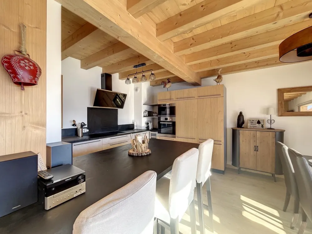 Chalet n°14 la galise 9pers. au hameau de comborcière