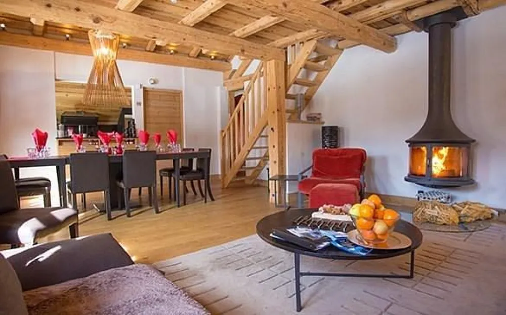 Dining room and Chimney