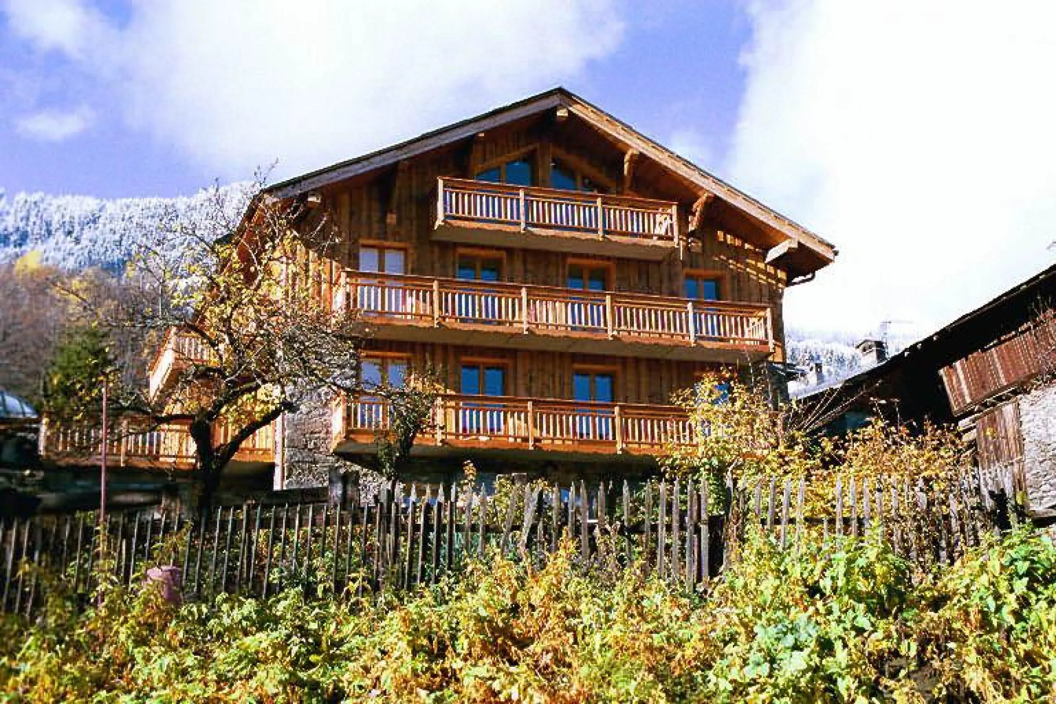 Ancienne ferme dans village jacuzzi sauna label meribel