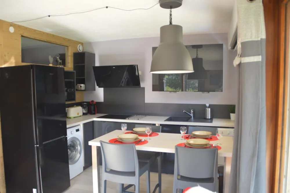 Cuisine super équipée neuve