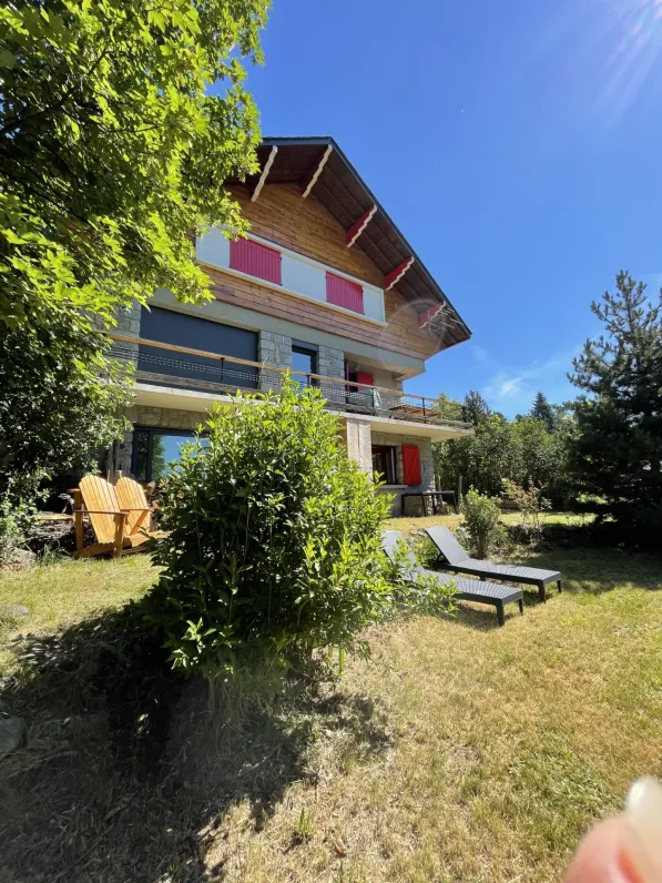 Chalet centre station font romeu 8-12 personnes