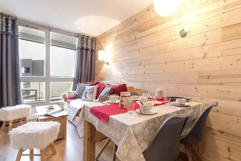 Deux pièces 4 pers clois 28 m² balcon sud ouest