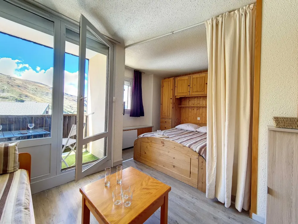 Studio atypique avec beaucoup de rangement