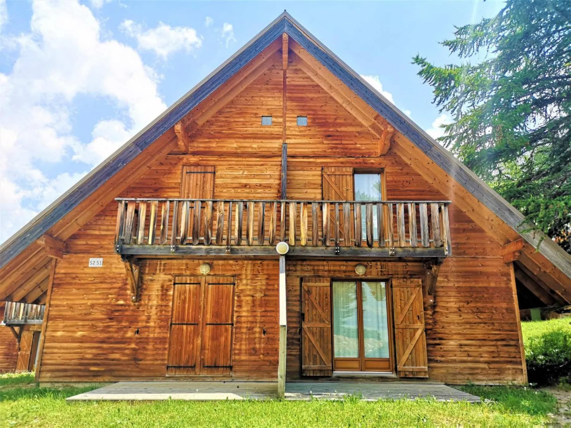 Chalet de droite