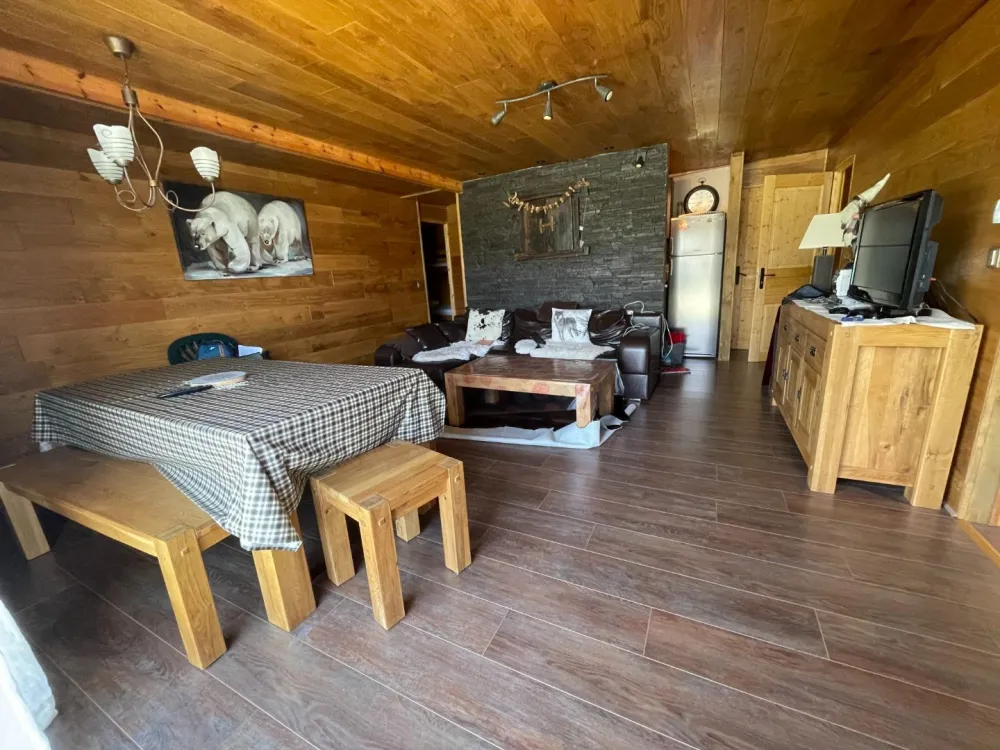 Les  silènes  logement 8 personnes dans chalet