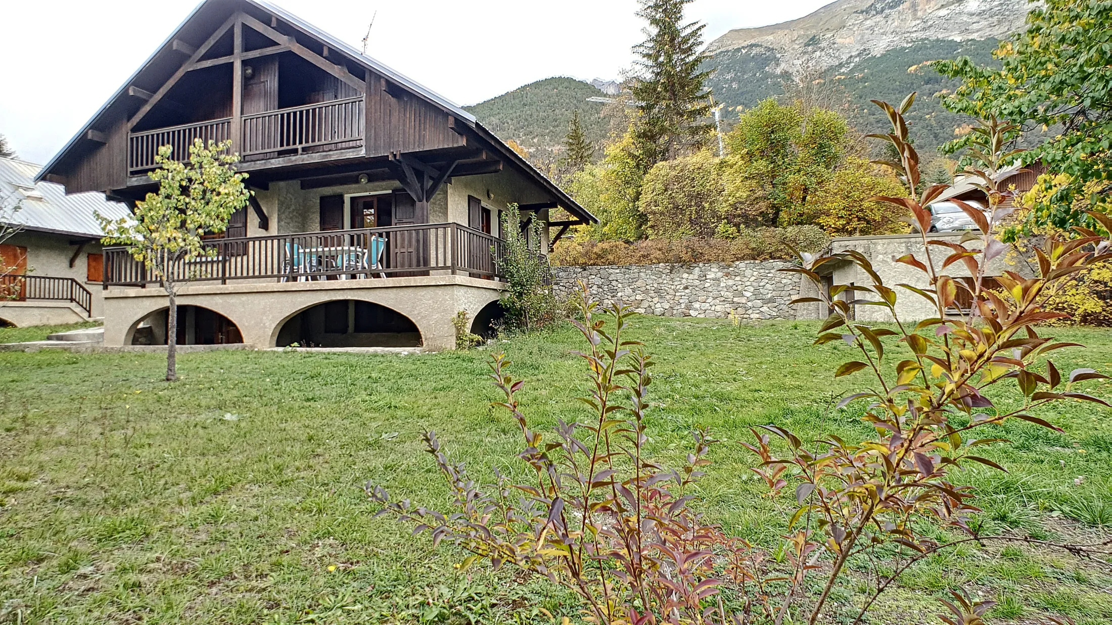Chal les neyzets - vallouise la casse- 8 personnes