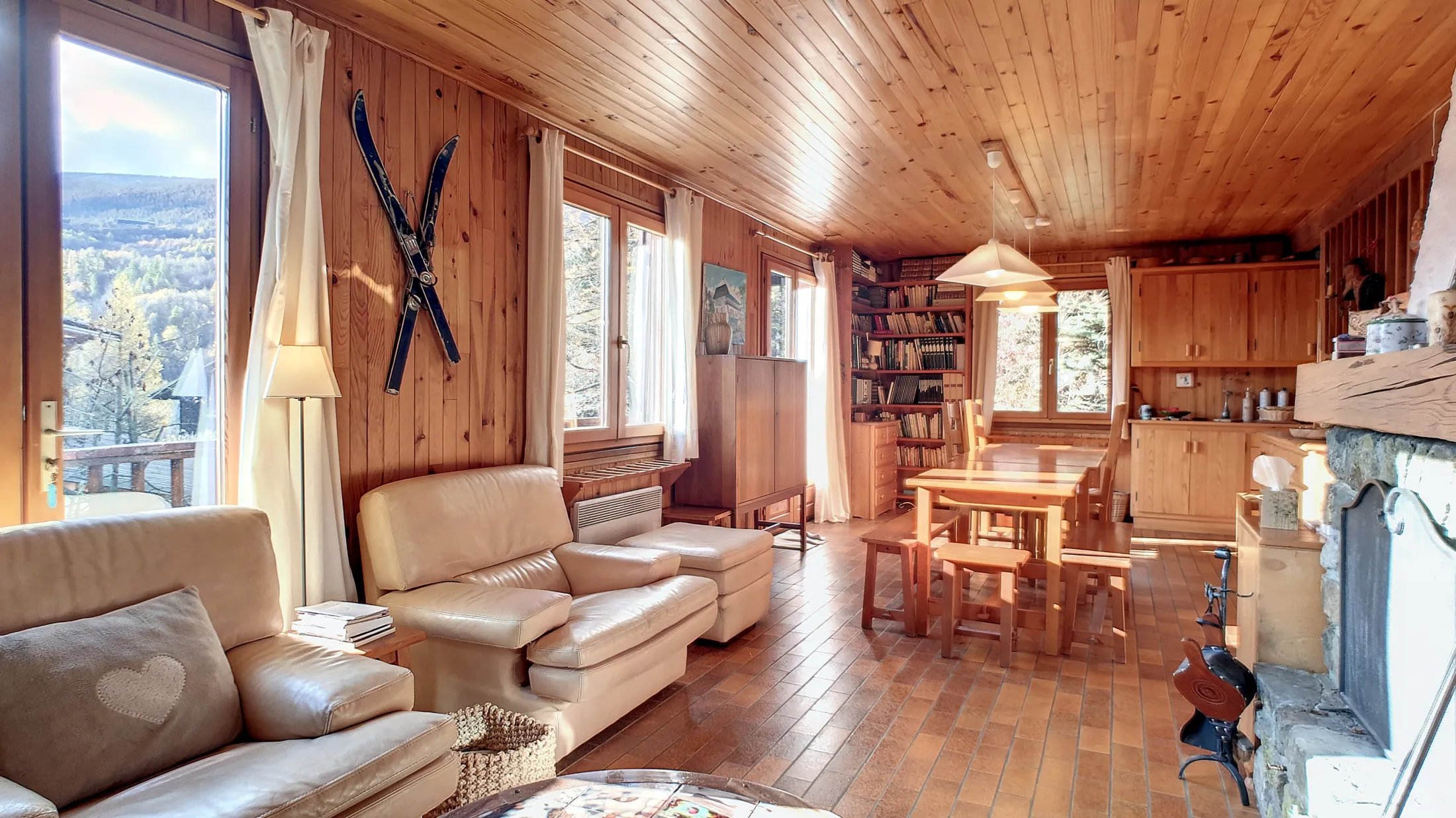 Chal beriozka - vallouise- chalet familial quartier la casse- 10 personnes