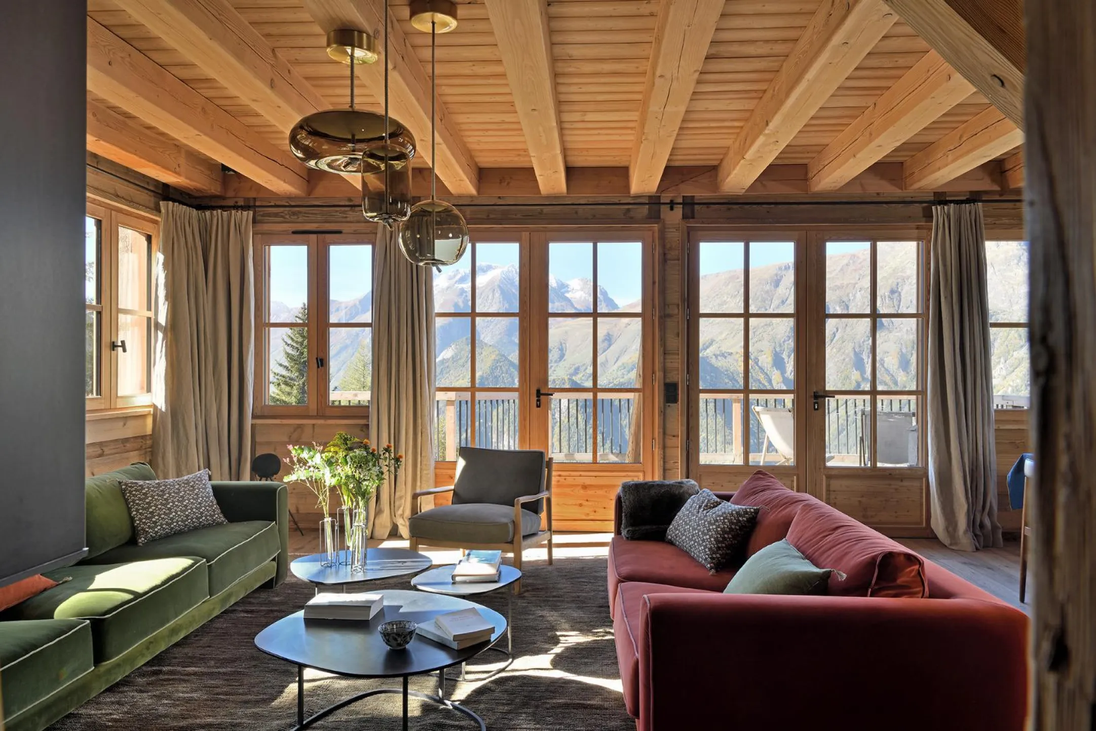 Valmarelie chalet 5* / 300 m2 / 15 pers/ 7 chambres et 7 sdb/ a u pied des pistes
