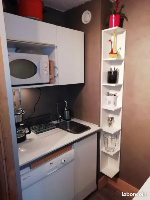 Appartement au pied des pistes 4 personnes avec piscine chauffée