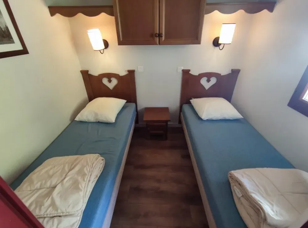 Appartement lumineux vue dégagée montagne