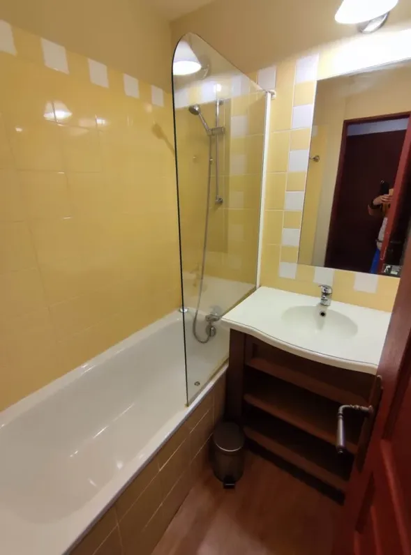 Appartement lumineux vue dégagée montagne