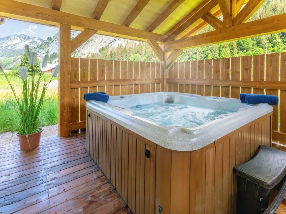 Jacuzzi