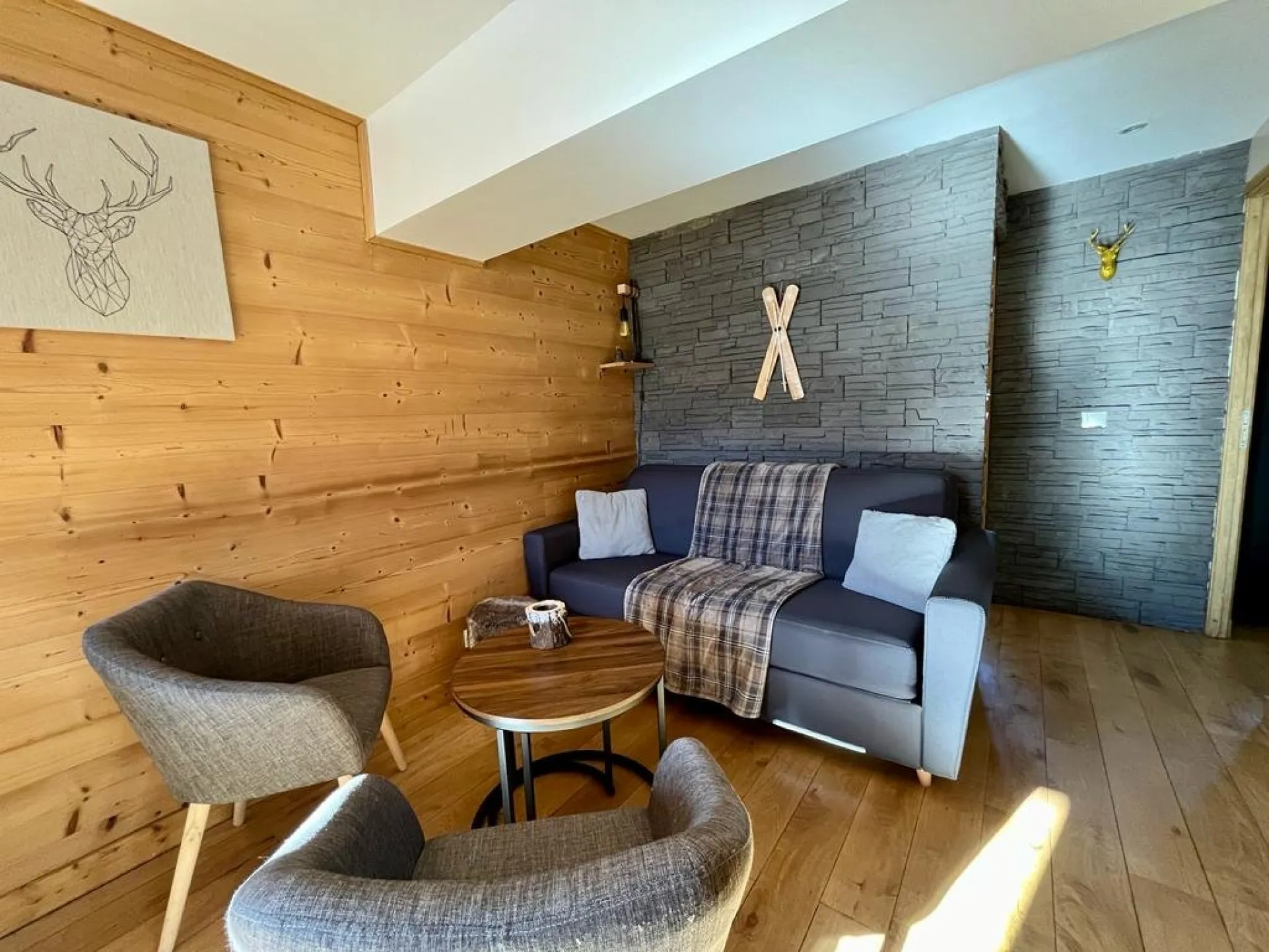 Apt le bel alp pied de pistes 4/6 personnes