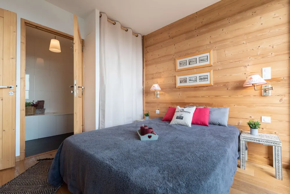 Magnifique appartement pieds de pistes avec piscine