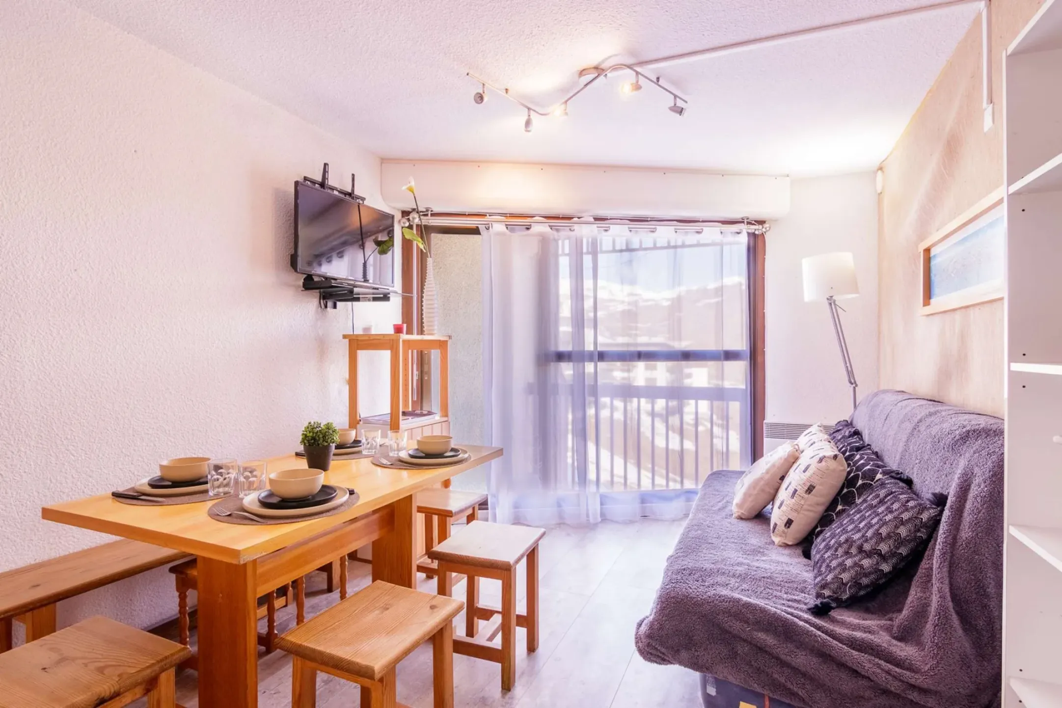 Appartement 6 pers proche pistes de skis pla d'adet wifi gratuit