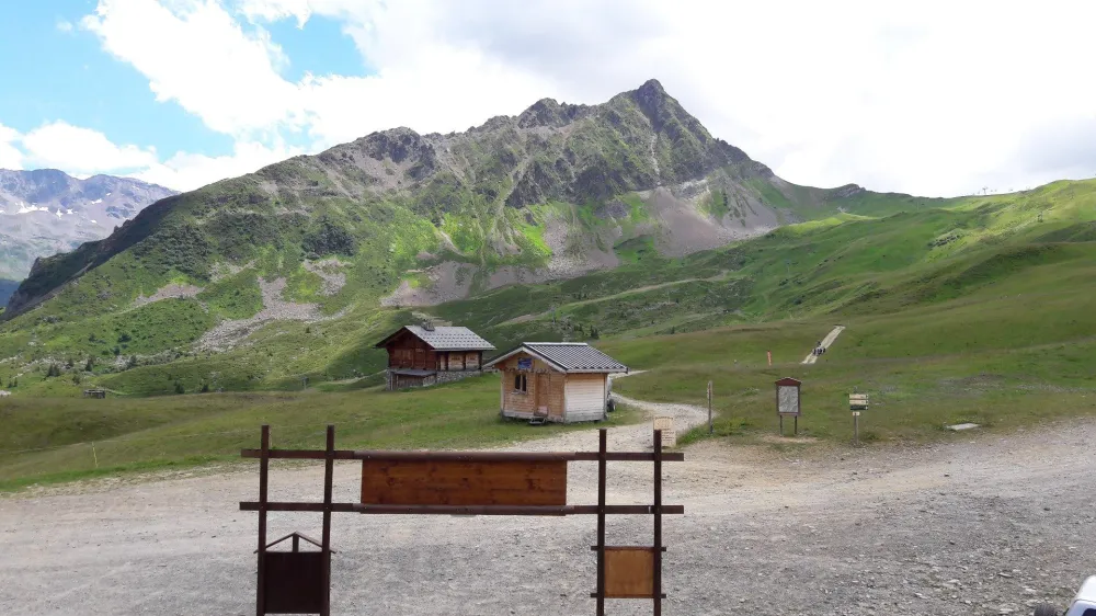 Aux pieds des pistes ! aux hameaux du lay !