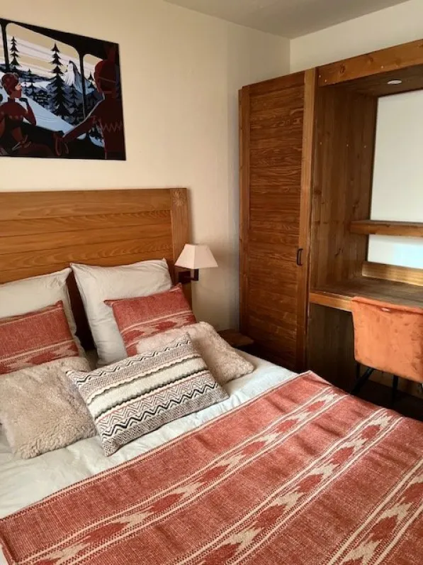 Appartement résidence standing piscine  hypercentre saint lary soulan