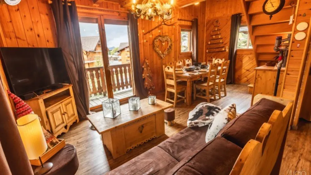 Chalet rama 7 à 9 personnes en plein cœur de station à la joue du loup
