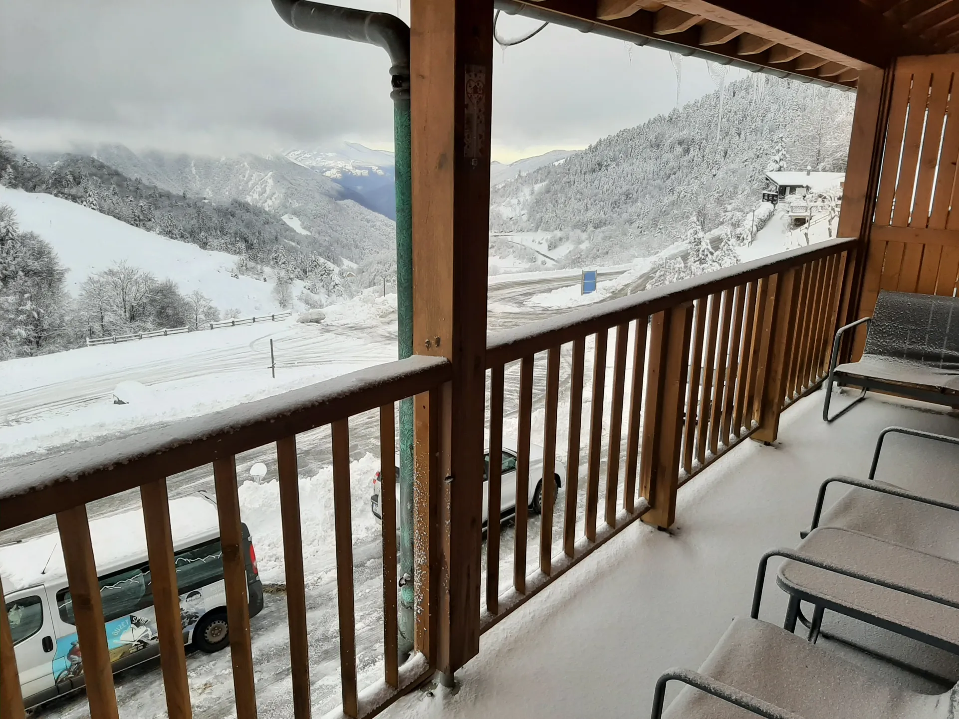 Appart. t2 de 48m² vue montagne - balcon 14m² - pieds des pistes