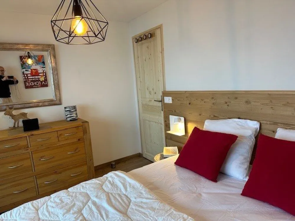 Chambre parentale avec balcon