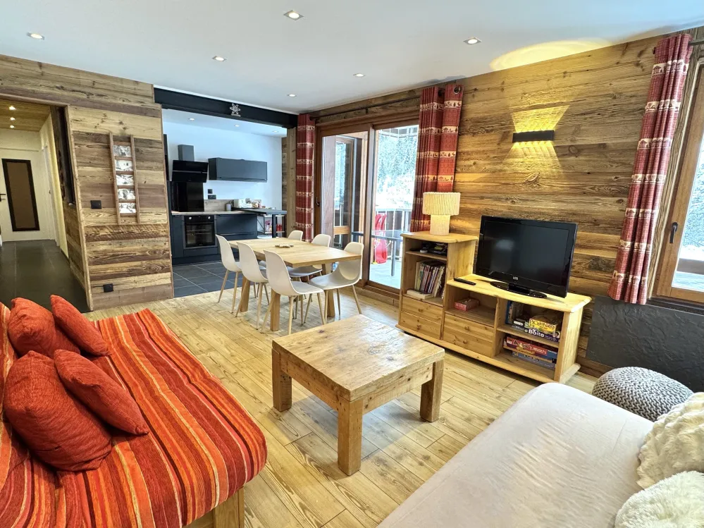 Appartement entièrement rénové 6/8 personnes aux carroz-d'arâches