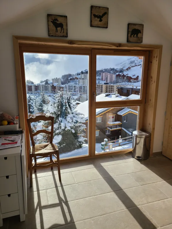 La toussuire, dans chalet familial - 2 chambres - vue imprenable sur les aiguilles d'arves