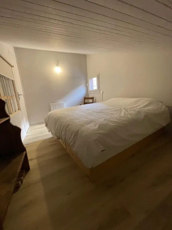 Chambre avec lit double 160cm