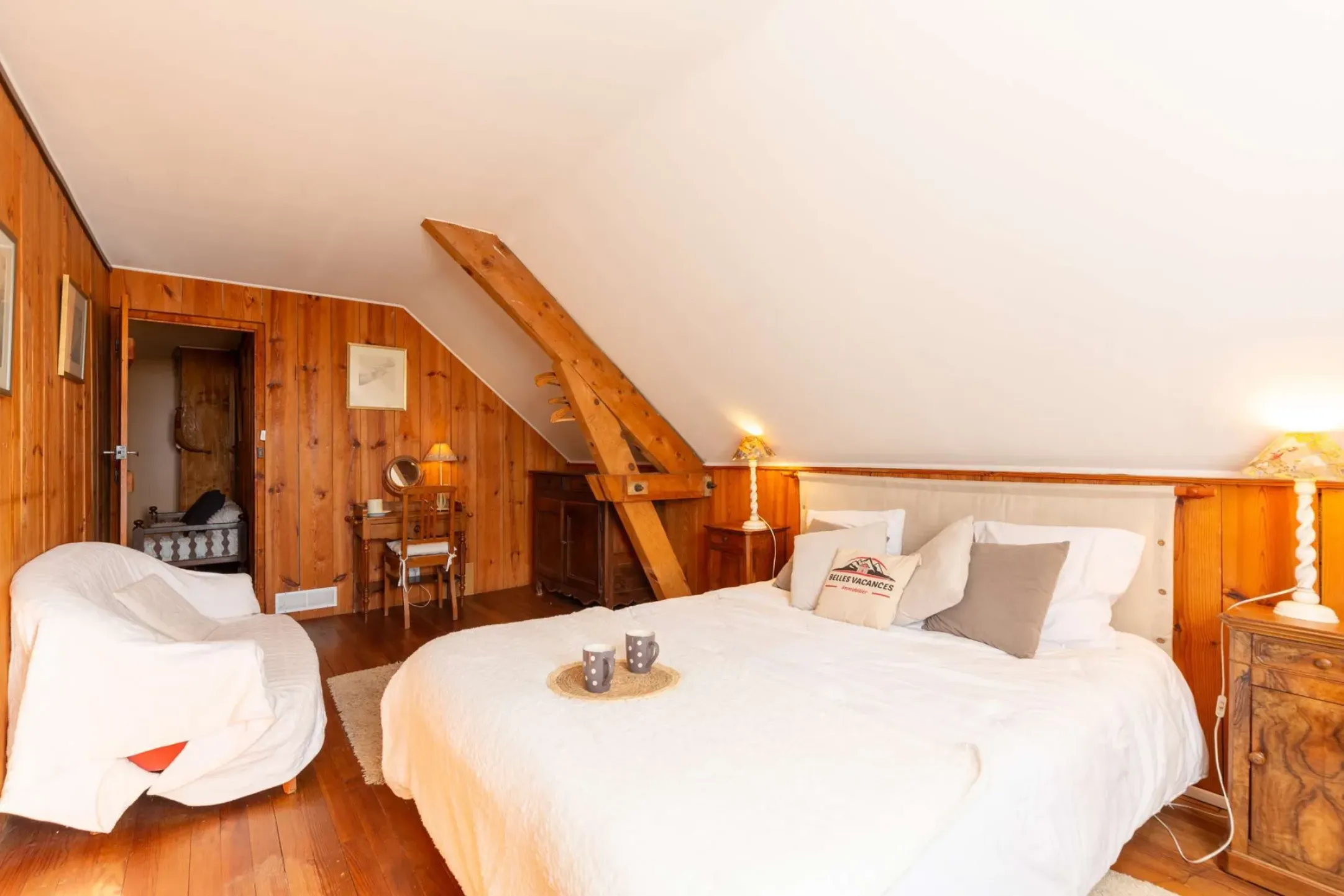 Chalet authentique familiale - saint-lary-soulan-7 couchages- station pla d'adet