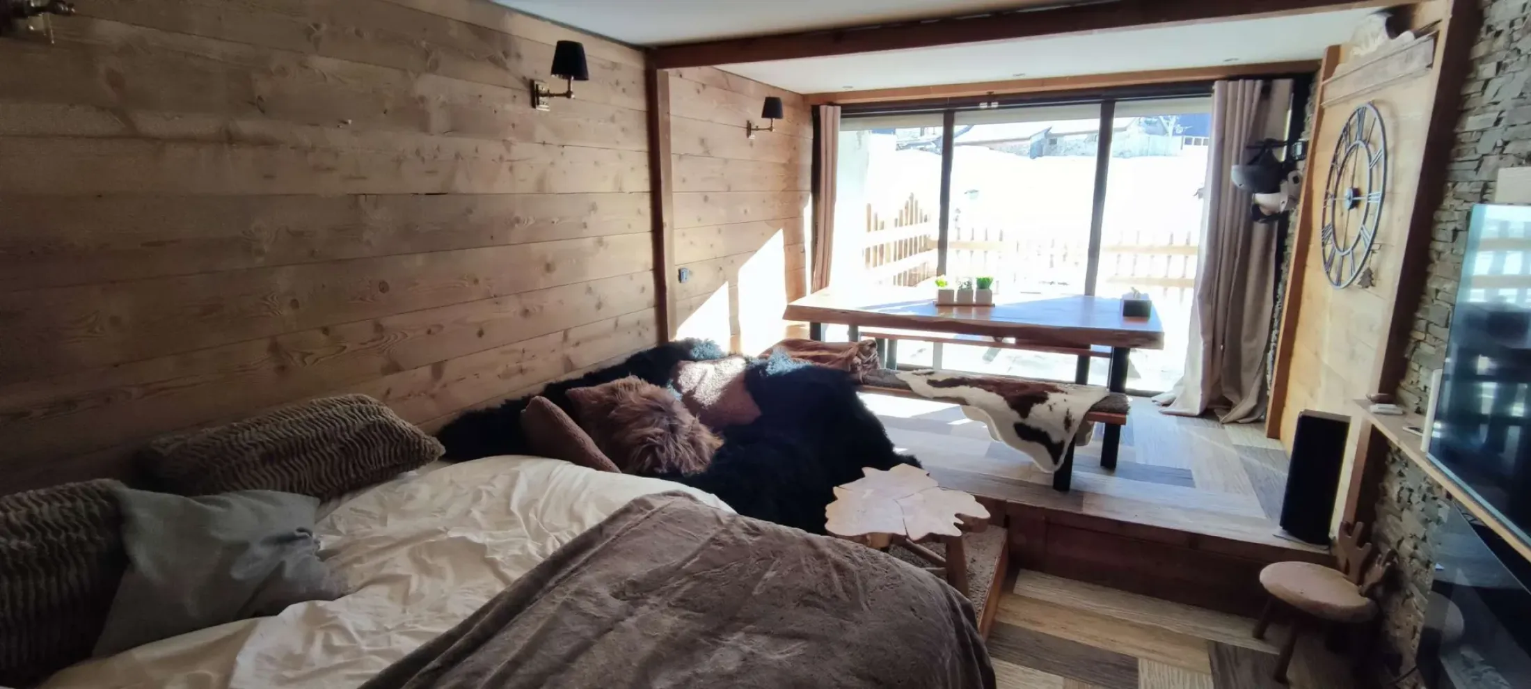 2 pièces chaleureux rez de chaussée avec terrasse