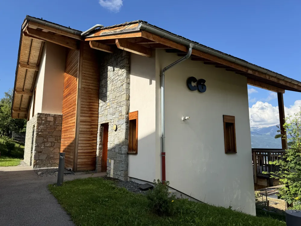 Superbe chalet refait neuf à combloux megève - combloux