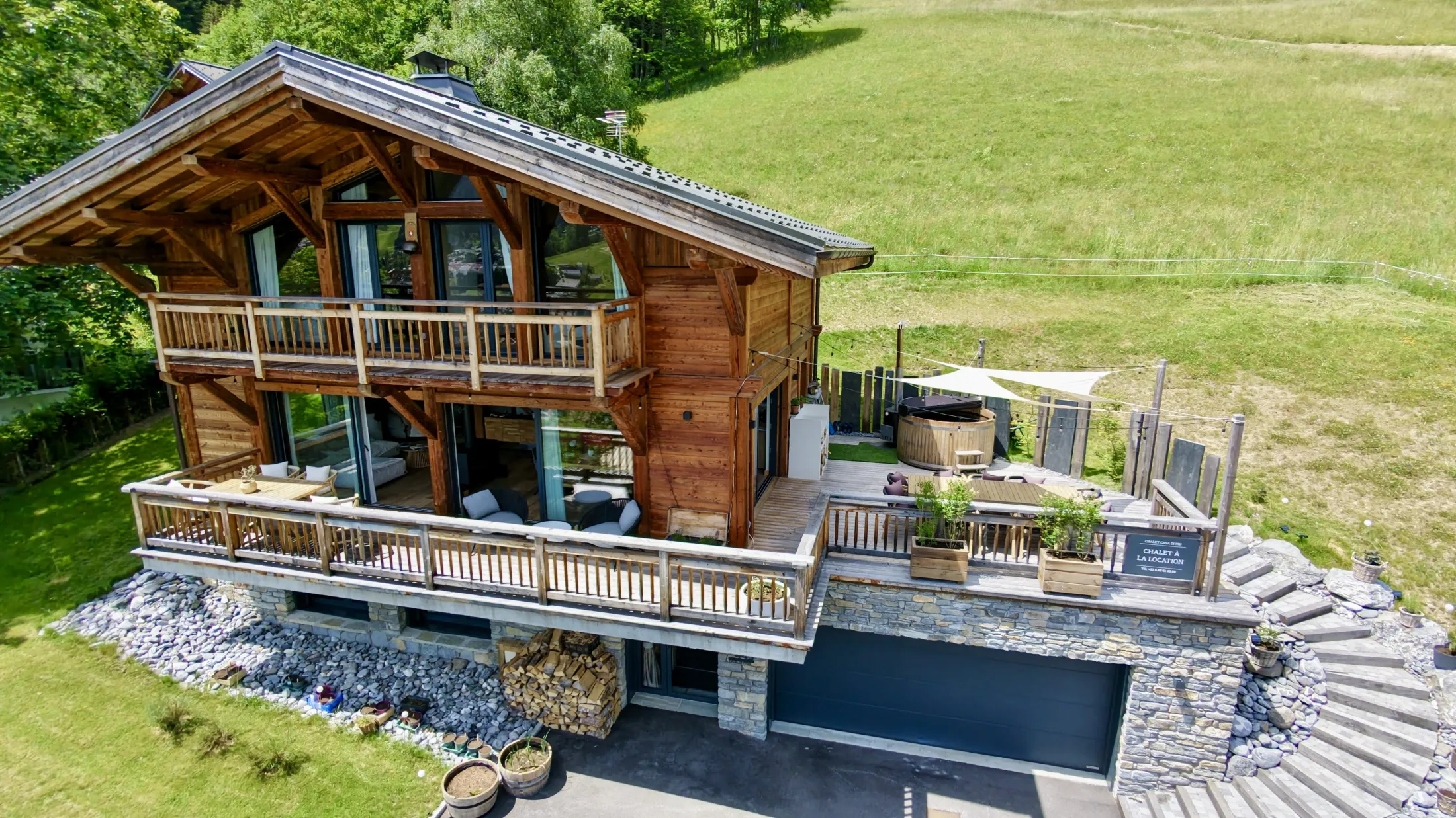 Chalet casa di più - vue panoramique & spa - à 2 pas du centre des gets !