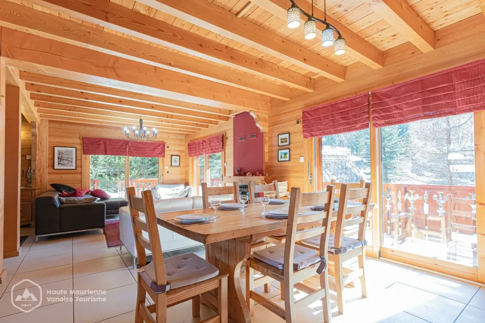 Chalet d'exception proche centre  10/14 personnes