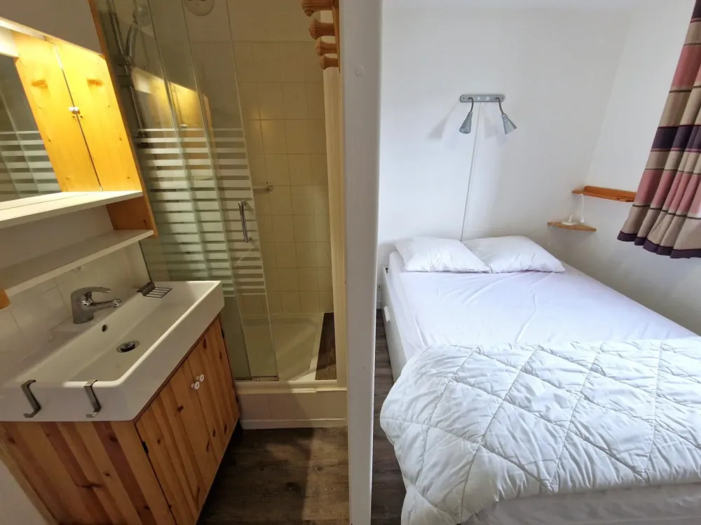 3 pièces +cabine 8 /10personnes coeur station 55m²