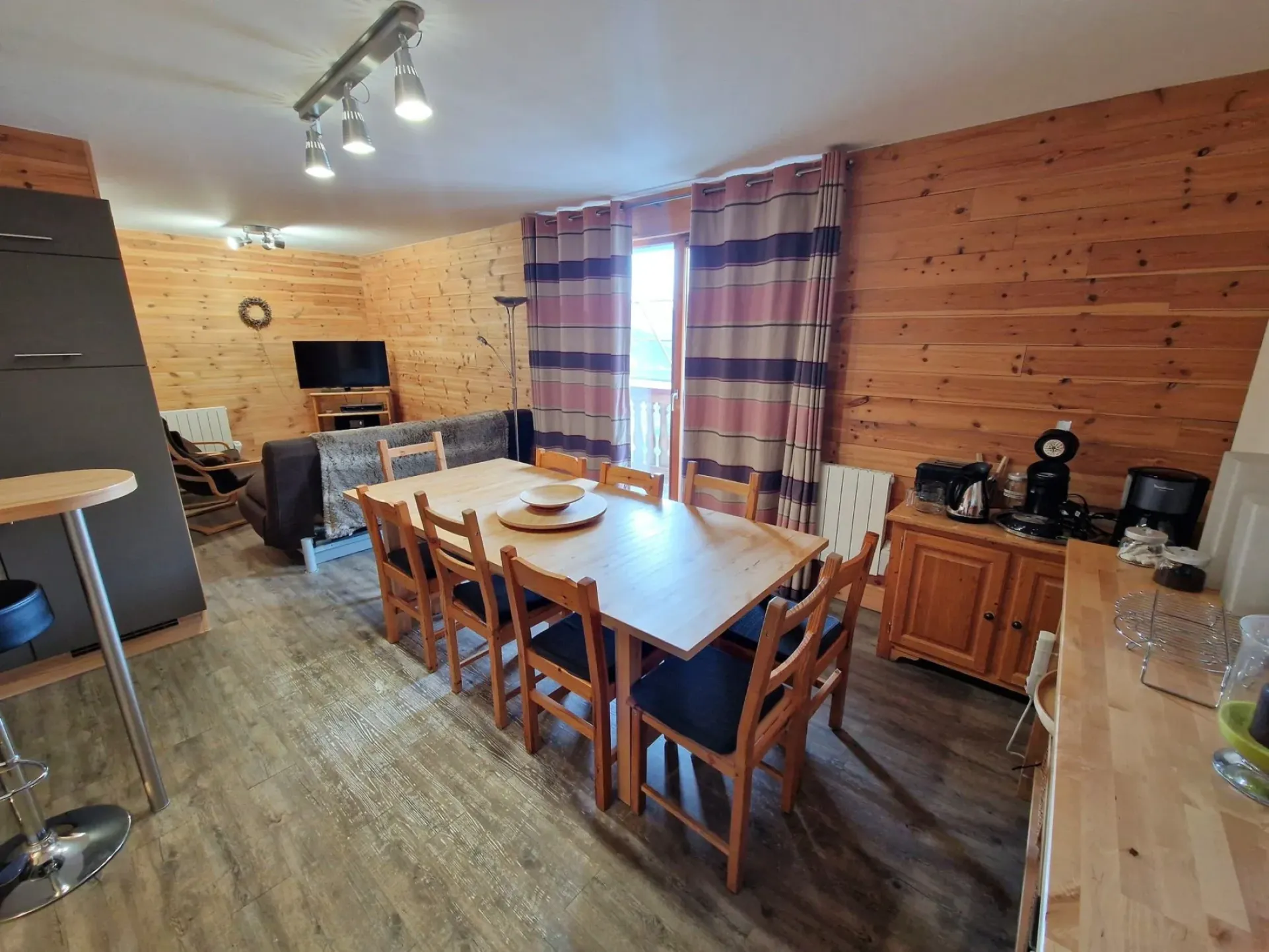 3 pièces +cabine 8 /10personnes coeur station 55m²