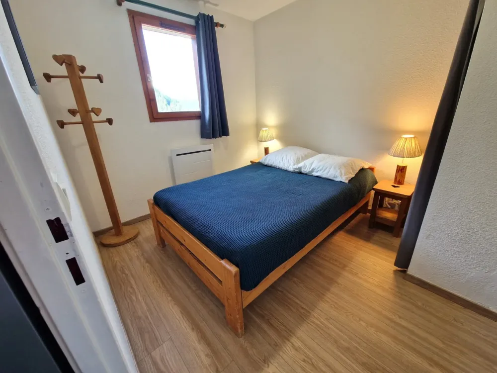 2 pièces +cabine 6/8 personnes coeur station 42m²