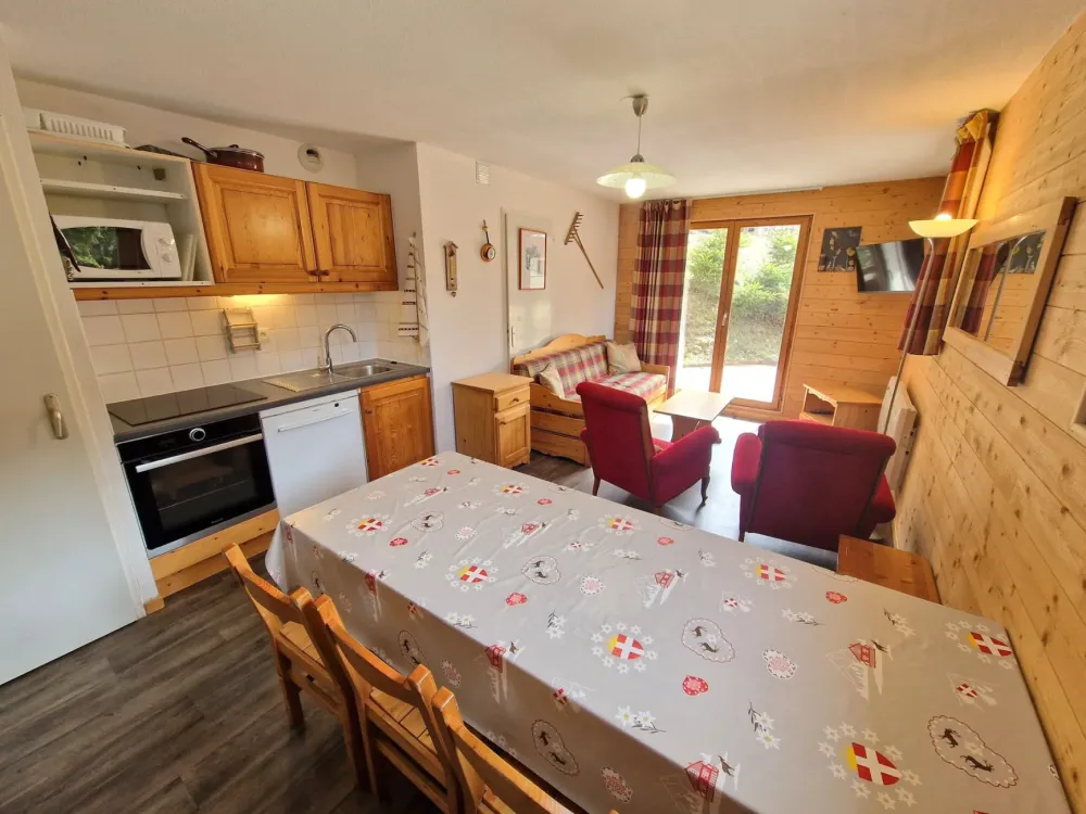 4 pièces 6/8 personnes 48 m²